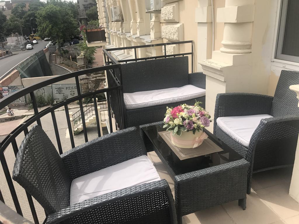 Apartment Bunina 8 โอเดสซา ภายนอก รูปภาพ